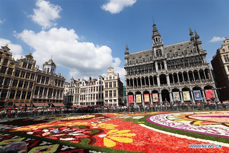 Photo taken on Aug. 17, 2018 shows the Flower Carpet at the Grand Place in Brussels, Belgium. The Flower Carpet 2018 is held at the Grand Place in Brussels from Aug. 16 to Aug. 19. This year\'s carpet is dedicated to Guanajuato, a Mexican region with rich floral culture and tradition. (Xinhua/Zheng Huansong)