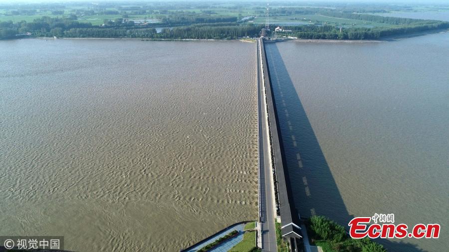 <?php echo strip_tags(addslashes(Water level rises in Hongze Lake following recent rainstorms in East China’s Jiangsu Province, Aug. 22, 2018. Local authorities said water level of several river channels exceeded alarm line.   (Photo/VCG))) ?>
