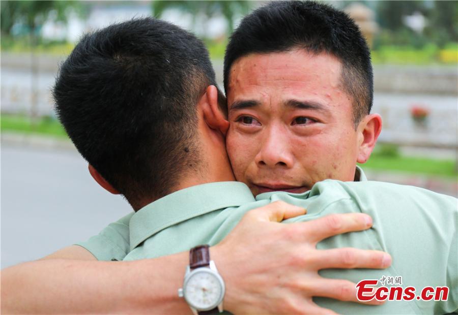 <?php echo strip_tags(addslashes(A ceremony is held for veterans who are leaving the armed police services in Gansu Province, Sept. 1, 2018. (Photo: China News Service/Zhang Xiaojun))) ?>