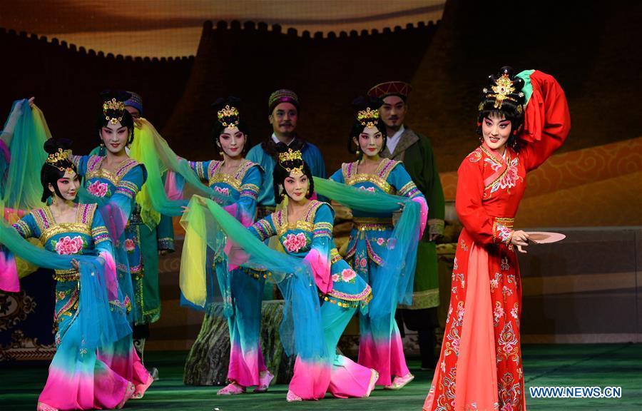 A Beijing Opera performance about the ancient Silk Road is staged during the 5th Silk Road International Arts Festival in Xi\'an, capital of northwest China\'s Shaanxi Province, Sept. 7, 2018. The arts festival opened in Xi\'an Friday.(Xinhua/Li Yibo)