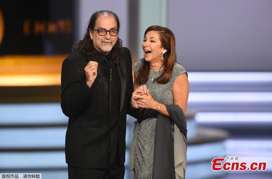<?php echo strip_tags(addslashes(Outstanding Directing For A Variety Special Emmy winner Glenn Weiss proposes to his girlfriend Jan Svendsen at the Television Academy’s 70th Annual Emmy Awards in Los Angeles, California, U.S. Sept. 17, 2018. (Photo/Agencies))) ?>