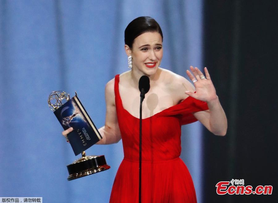 Rachel Brosnahan winner of the award for outstanding lead actress in a comedy series for \