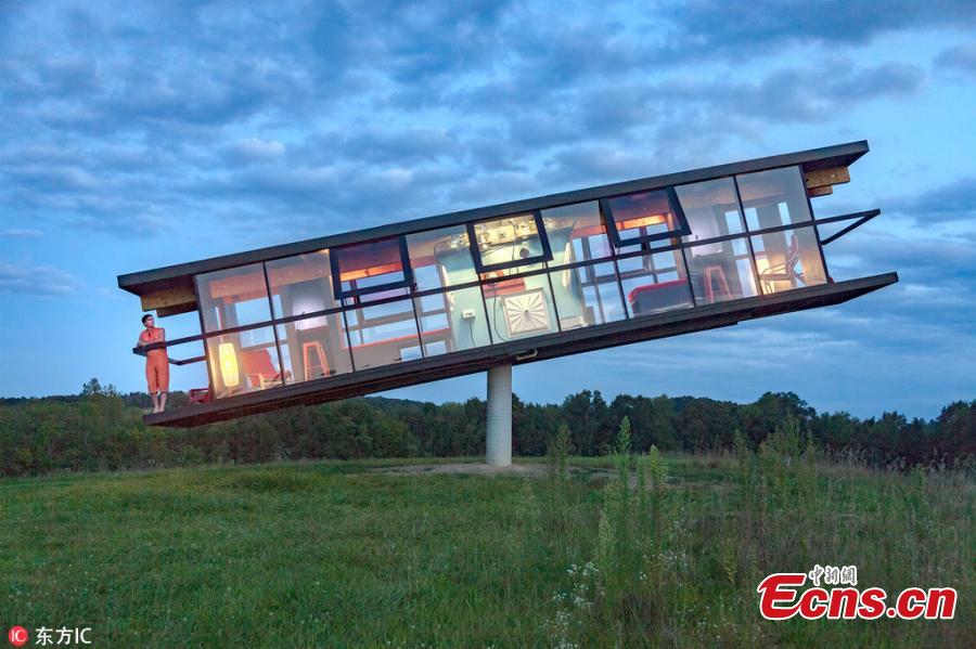 Ward Shelley and Alex Schweder built the inhabitable ReActor structure at the OMI Art Center, which is located in the Hudson Valley near the town of Ghent, N.Y. The sculpture ? which measured 13.5 meters long and 2.5 meters wide ? sat atop a concrete column, raising it 4.6 meters off the ground. (Photo/IC)