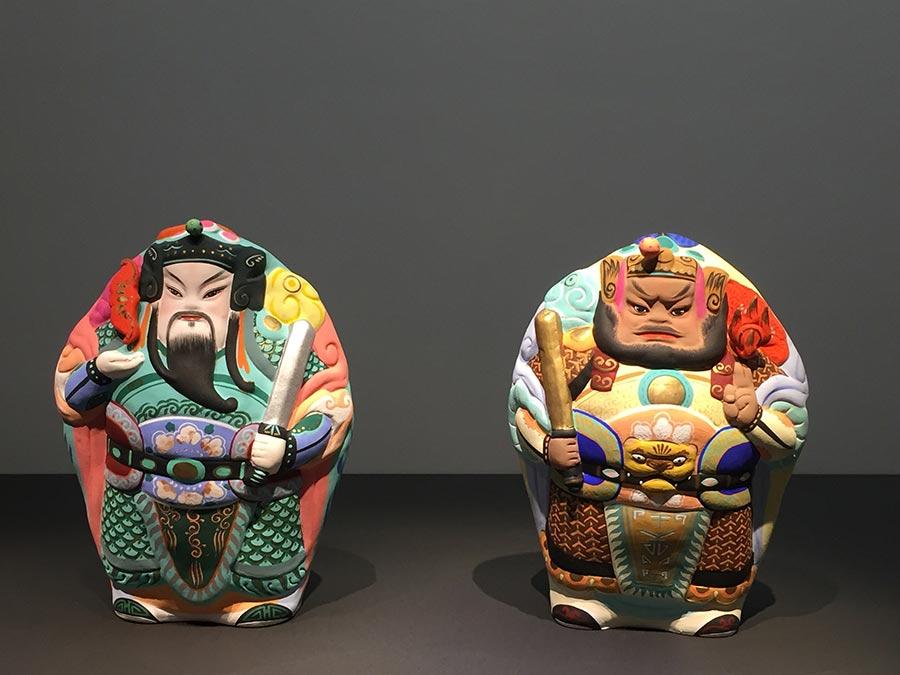 Colored sculptures are shown at the exhibition. (Photo/China Daily)