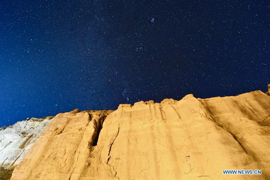 Photo taken on Sept. 11, 2018 shows the starry sky in Ngari, southwest China\'s Tibet Autonomous Region. The Ngari area has an average altitude of over 4,000 meters above sea level. (Xinhua/Purbu Zhaxi)