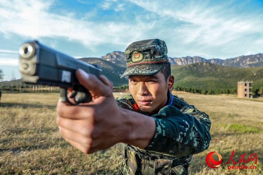 A 40-day long sniper training was recently held by a unit of Chinese armed police force in central China\'s Henan to hone the special operation force known as the Ghost Busters. (Photo/people.cn)