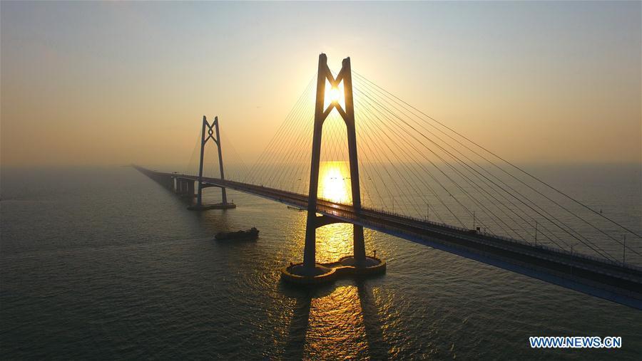 The Hong Kong-Zhuhai-Macao Bridge is seen in the morning sunshine, Dec. 27, 2017.(Xinhua/Liang Xu)