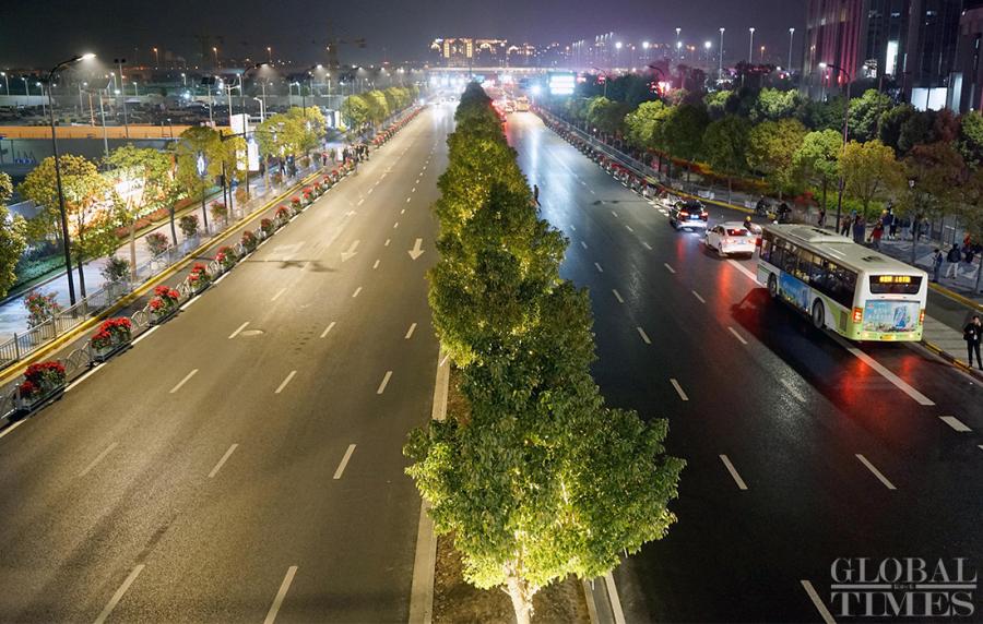 Roads near the CIIE venues are now open to traffic. (Photo: Yang Hui/GT)