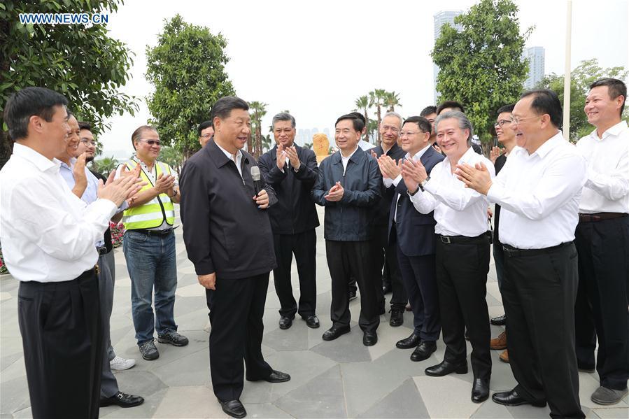 Chinese President Xi Jinping, also general secretary of the Communist Party of China Central Committee and chairman of the Central Military Commission, visits China (Guangdong) Pilot Free Trade Zone Qianhai & Shekou Area in Shenzhen, south China\'s Guangdong Province, during an inspection tour, Oct. 24, 2018. (Xinhua/Ju Peng)