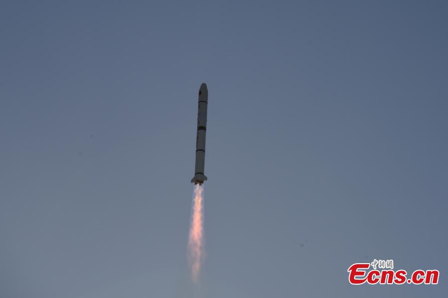 <?php echo strip_tags(addslashes(A Long March 2C rocket carrying a joint Chinese and French oceanography satellite blasts off from the Jiuquan Satellite Launch Centre in northwest China's Gobi Desert, Oct. 29, 2018. The CFOSat mission has been designed to gain new insights into ocean surface characteristics (winds and waves) and their impacts on the atmosphere-ocean exchanges that play a key role in the climate system. (Photo: China News Service/Sun Zifa))) ?>