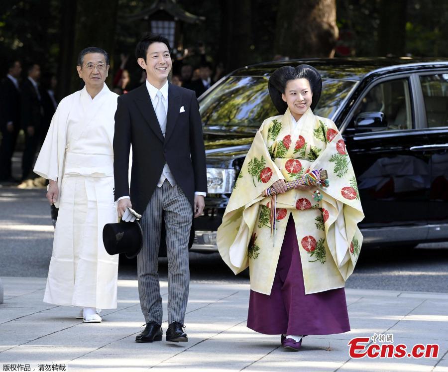 <?php echo strip_tags(addslashes(Photo taken on Oct. 29, 2018 shows Japan's Princess Ayako married a commoner at Meiji Shrine in Tokyo, Japan. The wedding ceremony included an exchange of rings and a sharing of a cup of sake, according to Japanese media. Ayako, 28, is the daughter of the emperor's cousin, and Moriya, 32, works for major shipping company Nippon Yusen. (Photo/Agencies))) ?>