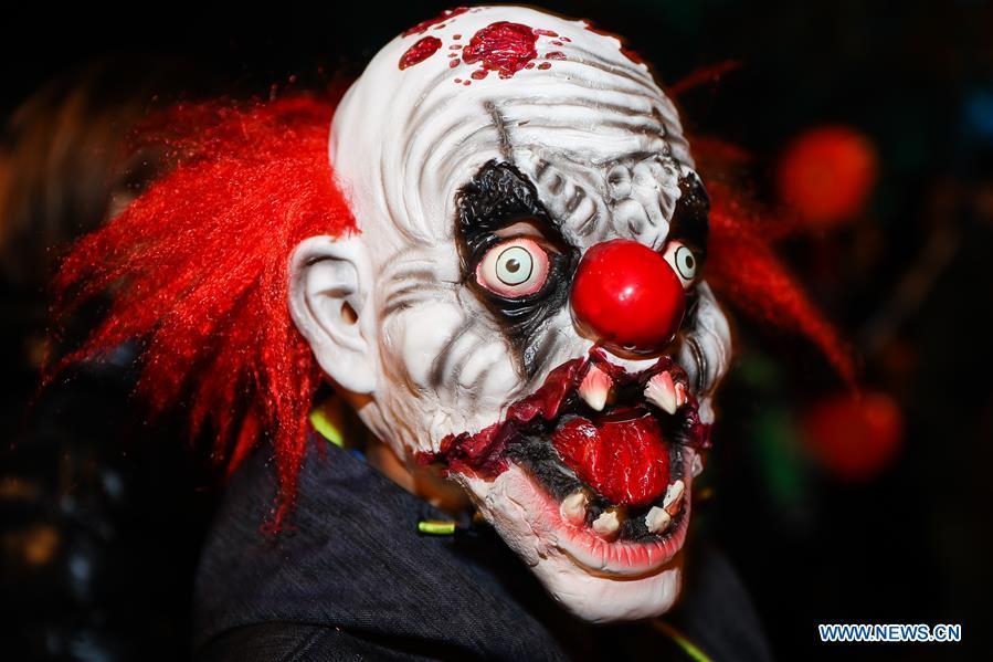 A man takes part in a Halloween parade in Brussels, Belgium, Oct. 31, 2018. (Xinhua/Zheng Huansong)