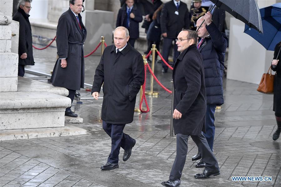 Russian President Vladimir Putin (L, Front) attends a ceremony to mark the centenary of the Armistice of the First World War in Paris, France, Nov. 11, 2018. (Xinhua/Chen Yichen)