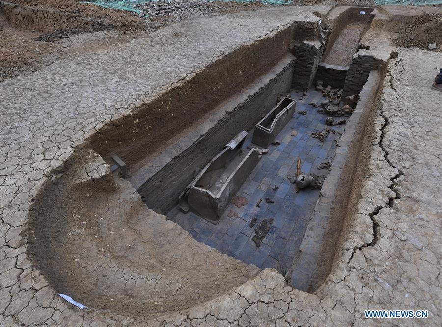 <?php echo strip_tags(addslashes(Photo taken on Nov. 15, 2018 shows the panoramic view of a tomb dated from the Eastern Han Dynasty (25-220) discovered in Chenghua District of Chengdu, capital of southwest China's Sichuan Province. Altogether four tombs from the Eastern Han Dynasty (25-220) were discovered here in October this year, according to the Chengdu cultural relics and archeology research institute. (Xinhua/Liu Kun))) ?>