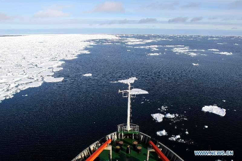 <?php echo strip_tags(addslashes(China's research icebreaker Xuelong travels between sheets of floating ice in the Southern Ocean, Nov. 25, 2018. Xuelong entered a floating ice area in the Southern Ocean to avoid a cyclone. The ice area is located at 61.55 degrees south latitude and 110.37 east longitude. (Xinhua/Liu Shiping))) ?>