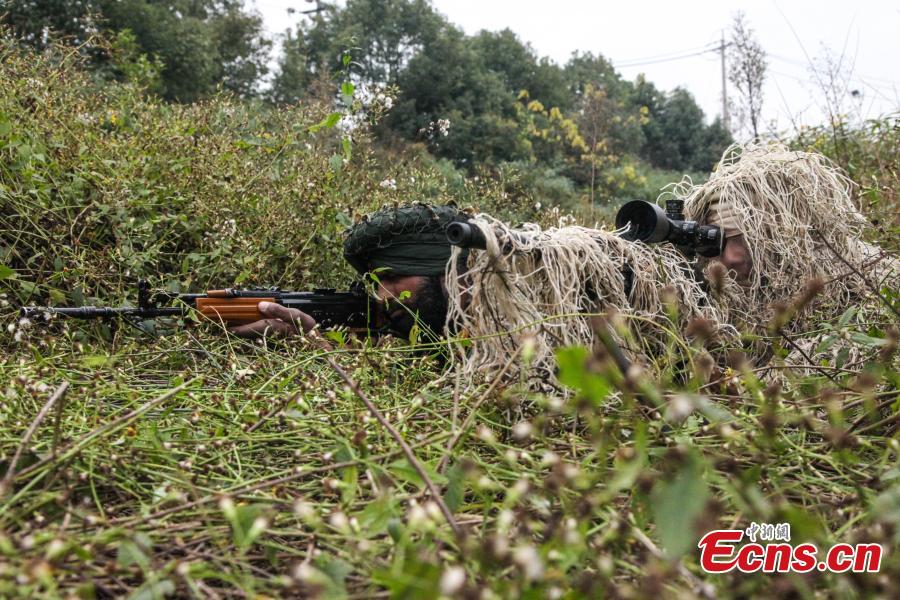 The anti-terrorism training drill between Chinese and Indian armies is underway in Chengdu, Southwest China’s Sichuan Province. Codenamed \