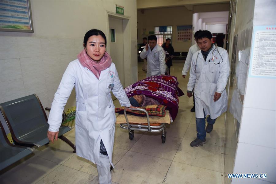 An injured person is admitted to a local hospital in Zhoujia Township after a 5.7 magnitude earthquake hit Xingwen County, southwest China\'s Sichuan Province, Dec. 16, 2018. China\'s emergency regulator on Sunday initiated a national emergency response to a magnitude 5.7 earthquake in southwest China\'s Sichuan Province. The earthquake hit the county of Xingwen in the city of Yibin, Sichuan Province, at 12:46 p.m. Sunday, with a depth of 12 km, according to the local government. By 5:30 p.m. Sunday, 16 people had been reported injured in the earthquake, the ministry said. (Xinhua/Zhang Kefan)