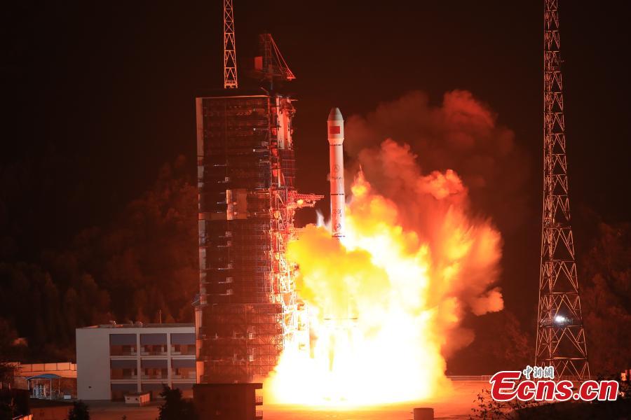 Long March-3C carrier rocket blasts off from the launch pad at the Xichang Satellite Launch Center in Xichang, southwest China\'s Sichuan Province, Dec. 25, 2018. China successfully launched the No. 3 telecommunication technology test satellite on Tuesday. (Photo: China News Service/Wang Yulei)