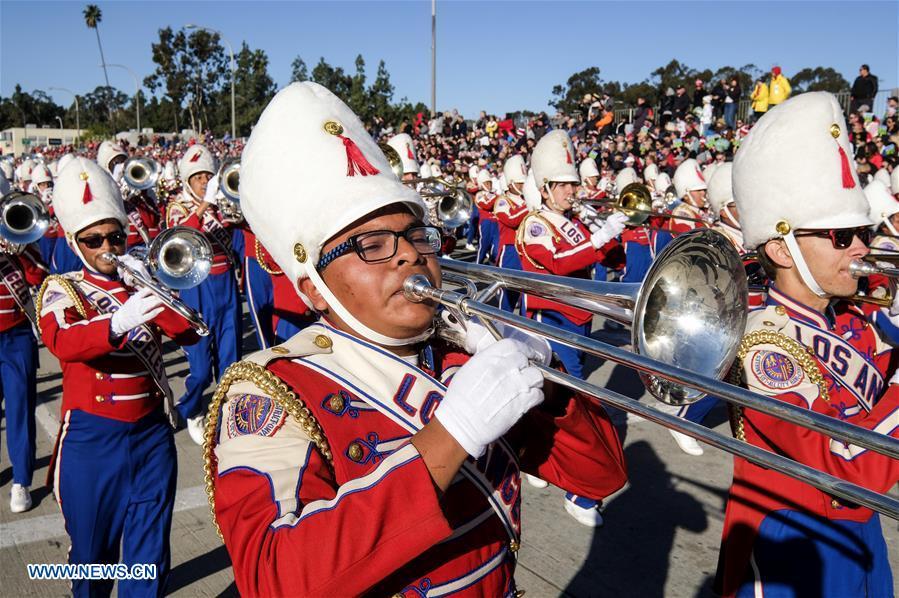 Members of a marching band perform along Colorado Boulevard during the 130th Rose Parade in Pasadena, California, the United States, on Jan. 1, 2019. (Xinhua/Zhao Hanrong)