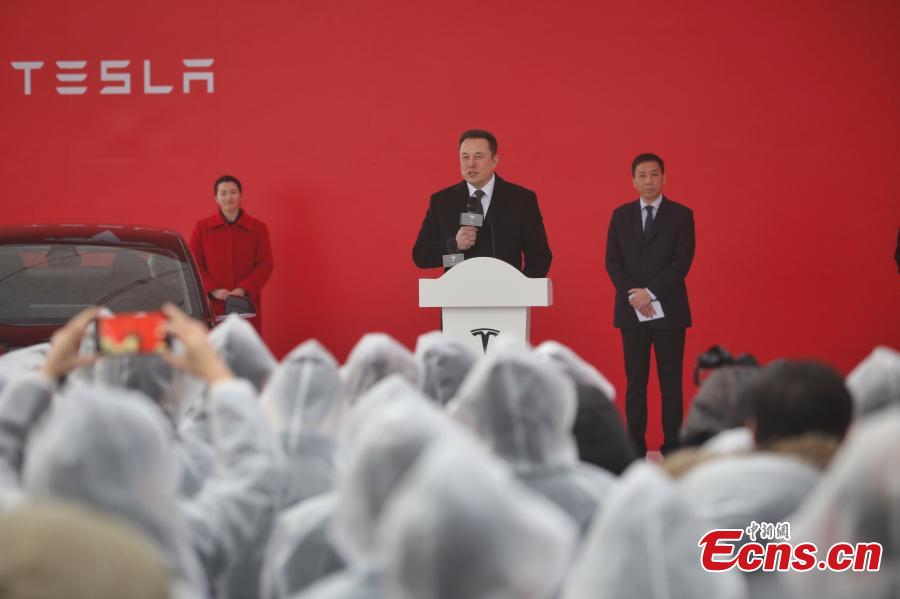 Tesla CEO Elon Musk delivers a speech at the Tesla Shanghai Gigafactory groundbreaking ceremony in Shanghai, Jan. 7, 2019. Tesla plans to begin making its Model 3 electric vehicles (EV) by year-end, a first step in localizing production in the world’s largest auto market. (Photo: China News Service/Zhang Hengwei)