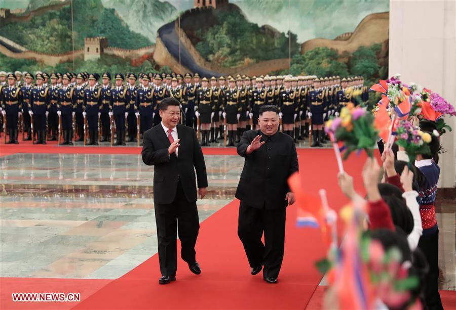 Xi Jinping, general secretary of the Central Committee of the Communist Party of China and Chinese president, holds a welcoming ceremony for Kim Jong Un, chairman of the Workers\' Party of Korea and chairman of the State Affairs Commission of the Democratic People\'s Republic of Korea, before their talks at the Great Hall of the People in Beijing, capital of China, Jan. 8, 2019. Xi Jinping on Tuesday held talks with Kim Jong Un, who arrived in Beijing on the same day for a visit to China. (Xinhua/Huang Jingwen)