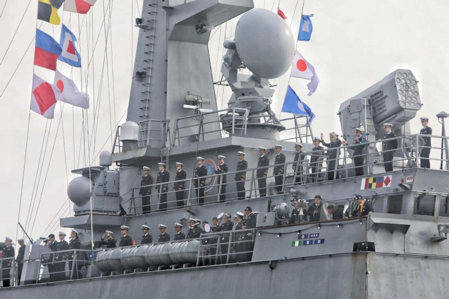 <?php echo strip_tags(addslashes(The destroyer Chungmugong Yi Sun-sin from the ROK arrives at a military port in Shanghai, Jan. 14, 2019. (Photo: Zhang Long/For China Daily))) ?>
