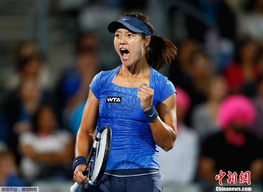Li Na is the first player from Asia elected to the International Tennis Hall of Fame. She joins Mary Pierce and Yevgeny Kafelnikov in the Class of 2019, which was announced Monday at the Australian Open.  She won the 2011 French Open and 2014 Australian Open, making her the first tennis player born in Asia to collect a major singles title and helping grow the sport in her native China. (Photo/Agencies)