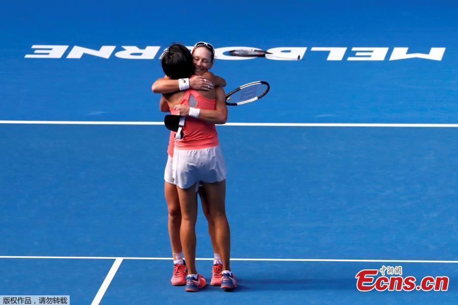 <?php echo strip_tags(addslashes(Zhang Shuai of China and Samantha Stosur of Australia celebrate after winning the women's doubles final match against Timea Babos of Hungary and Kristina Mladenovic of France at 2019 Australian Open in Melbourne, Australia, Jan. 25, 2019. (Photo/Agencies))) ?>