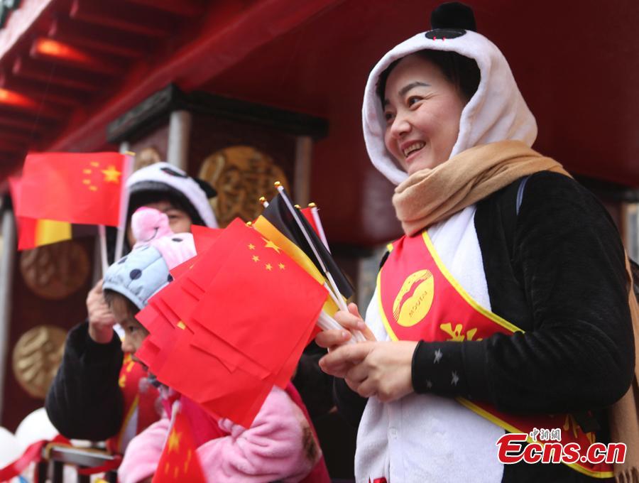People celebrate the Spring Festival, Chinese Lunar New Year, which falls on Feb. 5 this year, during a parade in Antwerp, the second largest city of Belgium after Brussels, Feb. 2, 2019. (Photo: China News Service/De Yongjian)
