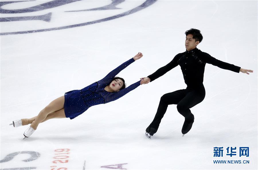 <?php echo strip_tags(addslashes(Sui Wenjing and Han Cong perform during the pairs free skate competition at the Four Continents Figure Skating Championships in Anaheim, U.S., on Feb. 9, 2019. (Photo/Xinhua))) ?>