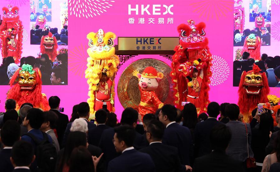 A ceremony is held by the Hong Kong Exchanges and Clearing Limited to welcome the first trading day in the Chinese Lunar New Year in Hong Kong, South China, Feb. 8, 2019. (Photo/Xinhua)