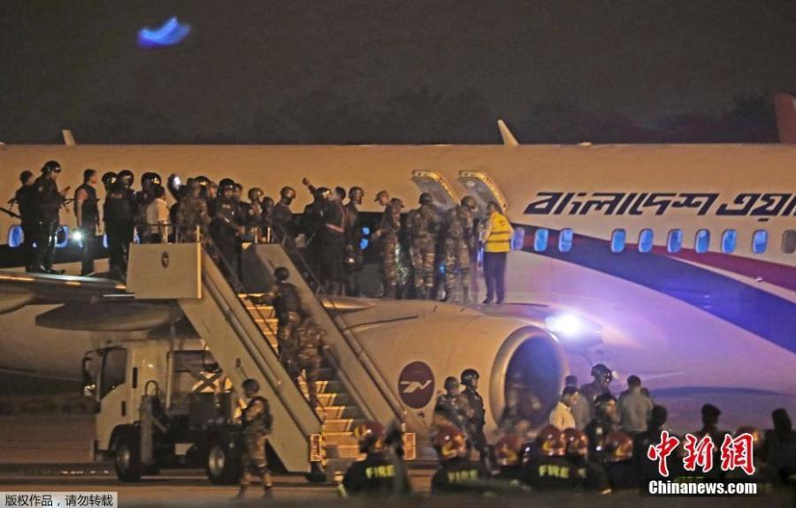 <?php echo strip_tags(addslashes(Security personnel check the hijacked aircraft of the Biman Bangladesh Airlines in the Shah Amanat International Airport in Chattogram, Bangladesh, Feb. 24, 2019. (Photo/Agencies))) ?>