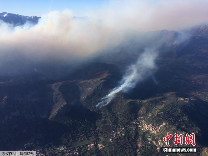 <?php echo strip_tags(addslashes(A wildfire burns in a forest on the Mediterranean island of Corsica, Feb. 25, 2019. French firefighters are trying to contain the fire, which has already scorched a large. area on the island. (Photo/Agencies))) ?>