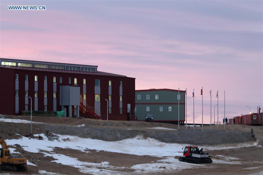 <?php echo strip_tags(addslashes(Photo taken on Feb. 13, 2019 shows a view of Zhongshan Station, a Chinese research base in Antarctica. The Zhongshan Station, set up on Feb. 26, 1989, was the second of four scientific research bases on the Antarctic ice sheet built by China since 1964. Today it remains a logistical transit hub for inland expedition on the icy continent. Over the past 30 years, the Zhongshan Station has grown into a modern 