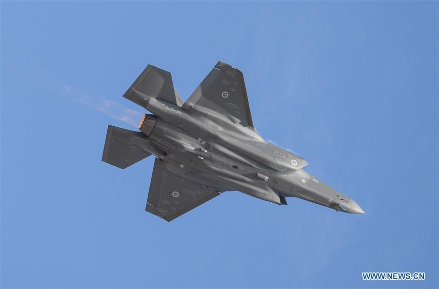 An Australian Defence Force F-35 performs during the Australian International Airshow and Aerospace & Defence Exposition at the Avalon Airport, Melbourne, on Feb. 28, 2019. (Xinhua/Bai Xuefei)
