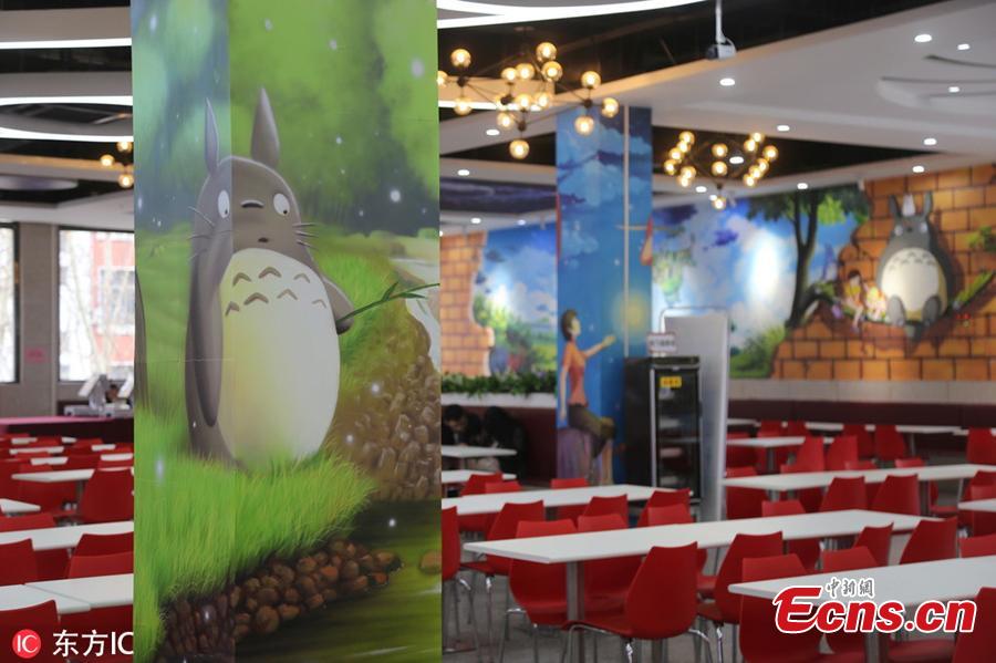 Photo taken on March 13, 2019 shows a cartoon-themed restaurant at a university in Zhengzhou City, Henan Province. The walls and pillars of the restaurant are all decorated with popular cartoon characters. (Photo/IC)
