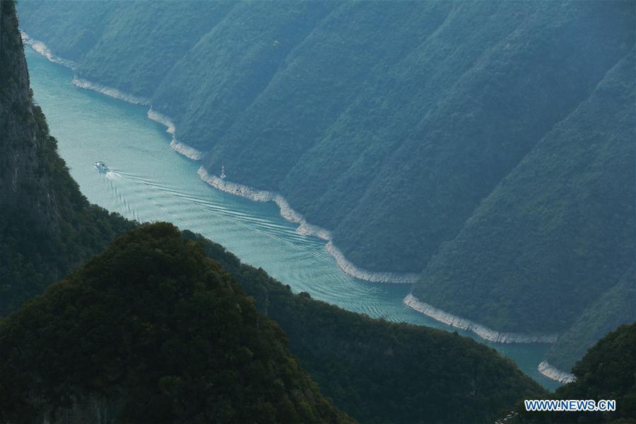 Photo taken on March 26, 2019 shows a view of the Wuxia Gorge, one of the Three Gorges on the Yangtze River, in Wushan County, southwest China\'s Chongqing Municipality. (Xinhua/Wang Quanchao)