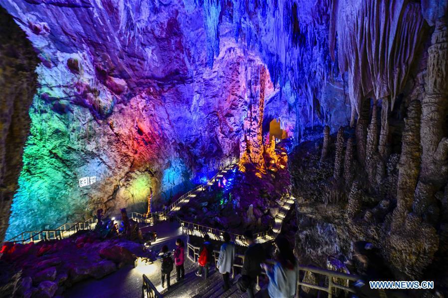 Tourists visit the Furong Cave in Wulong District of Chongqing, southwest China, March 26, 2019. The Wulong Furong Cave was listed as a UNESCO world natural heritage site in 2007. (Xinhua/Liu Chan)