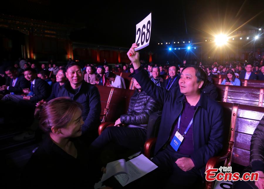 <?php echo strip_tags(addslashes(A charity auction of copies of historical royal lanterns at the Palace Museum, April 2, 2019. The Palace Museum raised 20.05 million yuan ($2.98 million) after auctioning off of a pair of historically accurate Heavenly Lanterns (tian deng), a pair of Longevity Lanterns (wanshou deng) and five pairs of smaller royal lanterns. The lanterns were accurate copies based on archives from the Qing Dynasty (1644-1911) and used at the museum's special exhibition for this year's Spring Festival. The money raised from the auction will be used to sponsor education and cultural programs in impoverished regions. (Photo: China News Service/Yang Kejia))) ?>