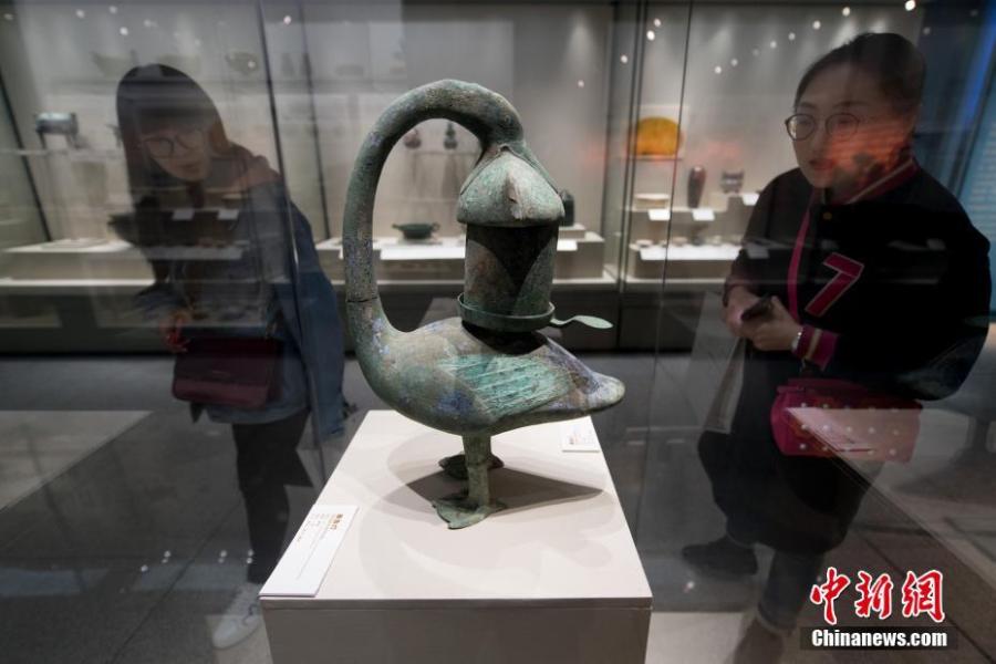 <?php echo strip_tags(addslashes(Cultural relics on display at a ceremony in Shanxi Province, April 9, 2019. Shanxi police handed over 12,633 cultural relics seized in campaigns combating all kinds of crimes related to antiquities since 2018 to the Shanxi Provincial Cultural Relics Bureau on Tuesday, including 73 first-class state relics. (Photo: China News Service/Li Tingyao))) ?>