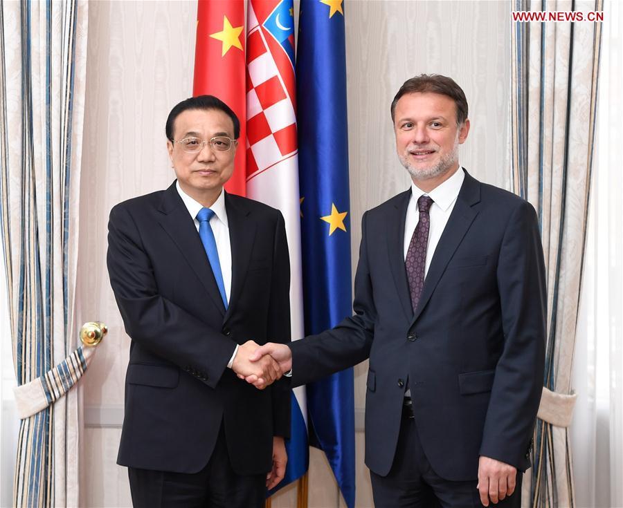 <?php echo strip_tags(addslashes(Chinese Premier Li Keqiang (L) meets with Croatian Parliament Speaker Gordan Jandrokovic in Zagreb, Croatia, April 10, 2019. (Xinhua/Shen Hong))) ?>