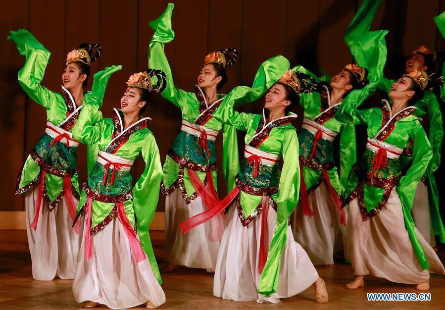 Chinese artists from Henan art troupe perform during the Chinese Cultural Week in Bucharest, capital of Romania, on Oct. 27, 2018. The Chinese Cultural Week started on Saturday. (Xinhua/Cristian Cristel)