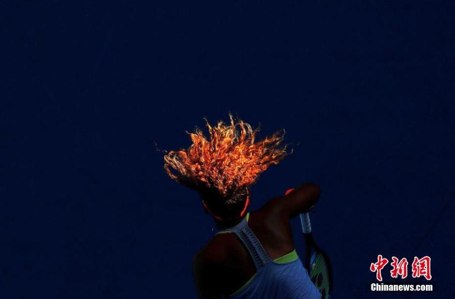 <?php echo strip_tags(addslashes(Sports, singles, 2nd prize

<p>Naomi Osaka serves during her match against Simona Halep from Romania during the Australian Open tennis tournament, at Margaret Court Arena, Melbourne, Australia, January 22, 2018.


<p>Photographer: David Gray/Reuters)) ?>