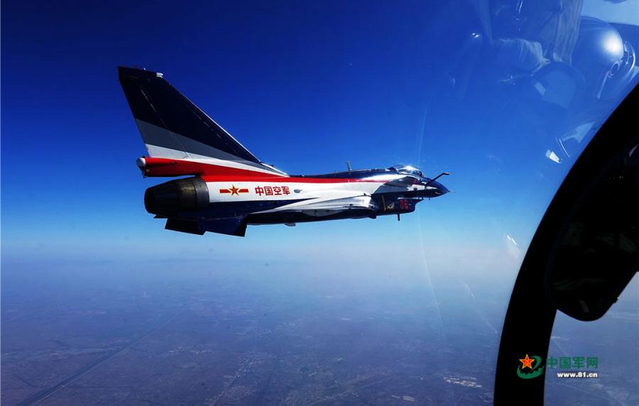 A J-10 jet moves towards a designated grid on April 10, 2019.  (Photo/81.cn)