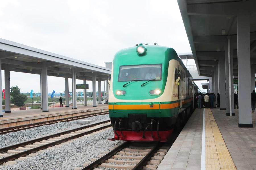 A train stops at the Idu Railway Station in Abuja, Nigeria on July 26, 2016. The Abuja?Kaduna Railway is the first standard gauge railway in Nigeria. [Photo/Xinhua]

Abuja?Kaduna Railway, Nigeria

The Abuja?Kaduna Railway, as the first segment of the Lagos?Kano standard gauge project, the first standard gauge railway in Nigeria and West Africa, was officially inaugurated and started commercial operation on July 26, 2016.

The railway, constructed by China Civil Engineering Construction Corporation, is the first overseas railway fully adopting the Chinese railway standard. Spanning 186.5 kilometers, it alleviates traffic tension, improves the investment environment and promotes the coordinated development of regional economy and society.

By Jan. 11, the train service had delivered 1.23 million passengers and had safely operated for 900 days without any major accident recorded since its inception.