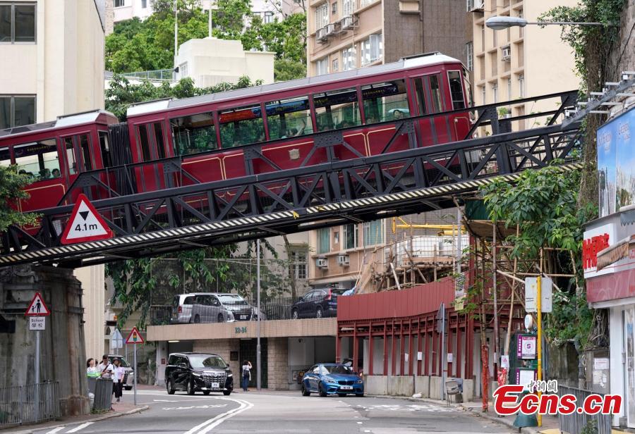 A view of Hong Kong\'s Peak Tram, one of the world\'s oldest and most famous funicular railways, April 22, 2019. A project to upgrade the tram will involve a significant investment of HK$684 million, replacing the current tram cars, which have a capacity of 120 passengers, with new 210-passenger tram cars. The first suspension of the Peak Tram service will begin on April 23 and last approximately two to three months. (Photo: China News Service/Zhang Wei)