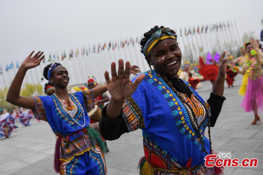 <?php echo strip_tags(addslashes(The 2019 Beijing International Horticultural Exhibition opens to the public on April 29, 2019. The expo, to be held from April 29 to Oct. 7, will exhibit flower, fruit and vegetable farming at the foot of the Great Wall in Beijing.(Photo: China News Service/Cui Nan))) ?>