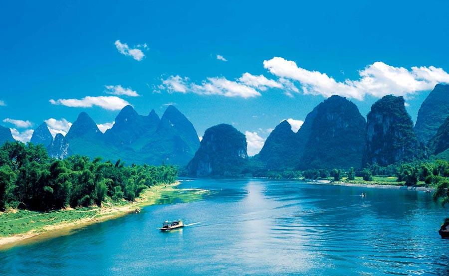 A view of Yangshuo in Guilin city, Guangxi Zhuang autonomous region. (Photo provided to chinadaily.com.cn)

A new photo exhibition will showcase the beauty of China in 34 overseas Chinese culture centers and 19 tourism offices in over 40 countries around the world.

Titled Beautiful China: Man, Nature and Harmony, the exhibition has selected photographs portraying the natural and architectural landscapes of China, as well as modern people\'s lives.