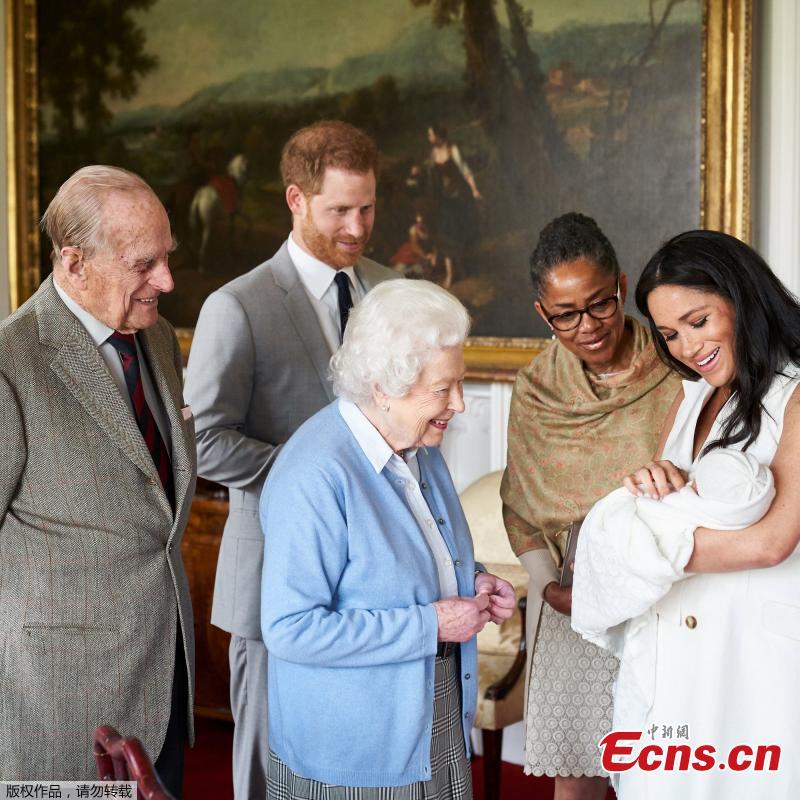Prince Harry and Duchess Meghan are joined by her mother, Doria Ragland, as they show their new son, Archie Harrison Mountbatten-Windsor, to the Queen Elizabeth II and Prince Philip at Windsor Castle, May 8, 2019. (Photo/Agencies)