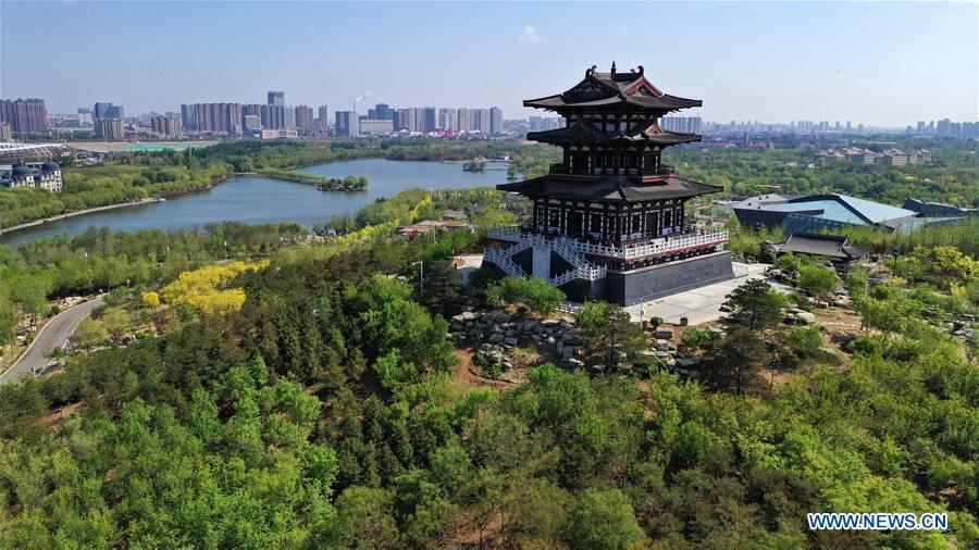 <?php echo strip_tags(addslashes(Aerial photo taken on April 25, 2019 shows the scenery of the Nanhu Park in Tangshan City, north China's Hebei Province. (Xinhua/Yang Shiyao))) ?>